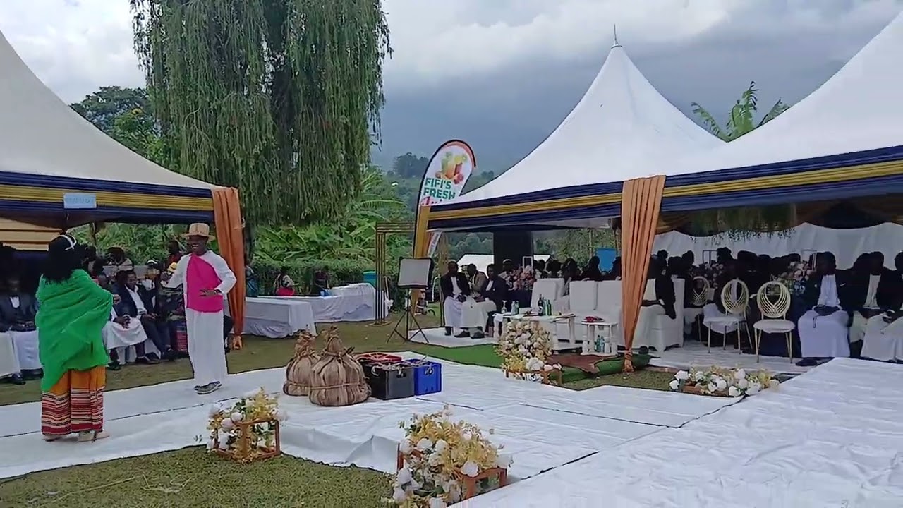 Tooro traditional songs by ihunde cultural troup.