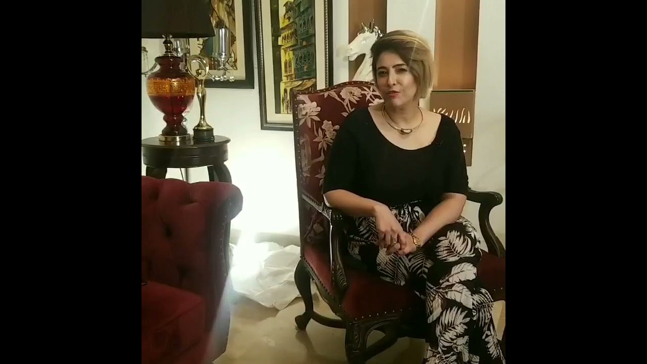 Fashion Icon and journalist Sarah Gandapur|TheCorrespondent. PK