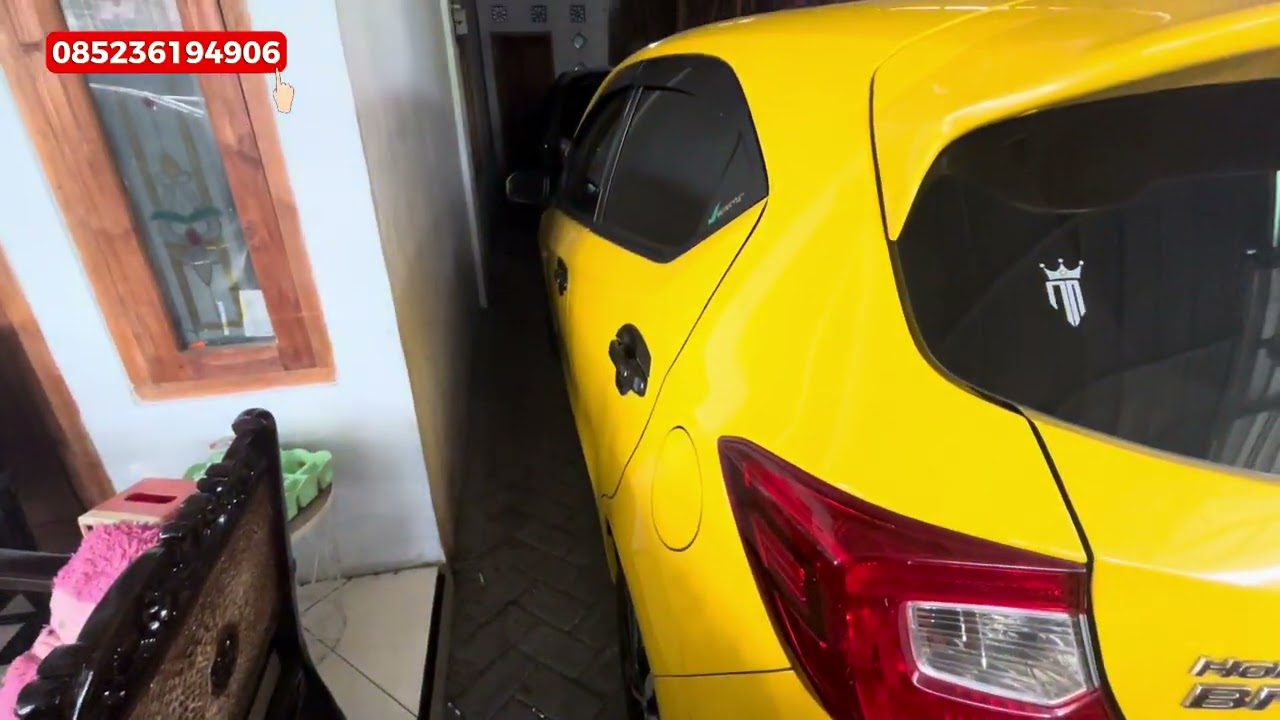 Jual beli mobil bekas Probolinggo. Ayla R deluxe matic 2018 100 jtan!!!! Brio kuning 130 jtan !!!