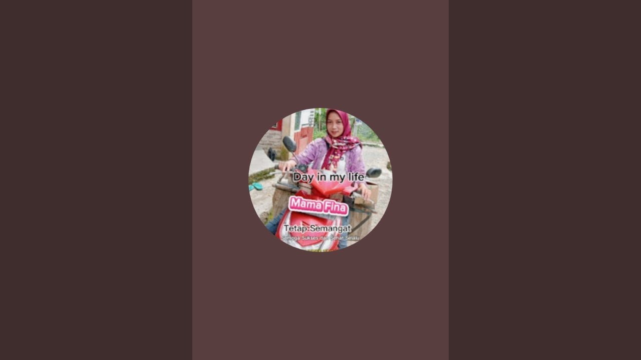 Mama fina   sedang live sekarang!