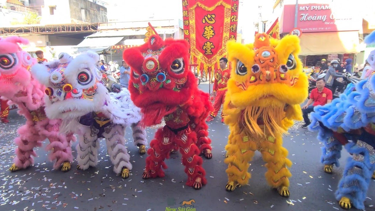 Sáng 29 Tết Bính Ngọ, Đoàn TÂM HOA ĐƯỜNG múa lân chúc tết tại cửa hàng Thòn Ký Q.5 - Múa Lân 2026