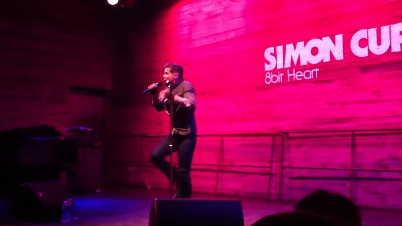 Simon Curtis LIVE - Baby One More Time... Cover