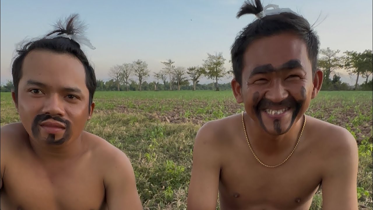 ញ៉ាំពងទាឆៅ និងបុកល្ហុង🤣