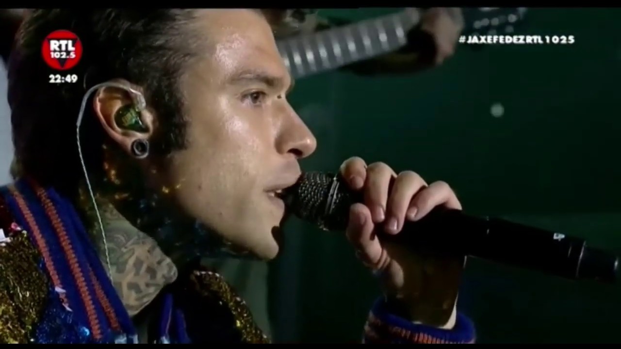J-AX & Fedez Concerto all'Arena di Verona - Sembra semplice (ft. J-AX)