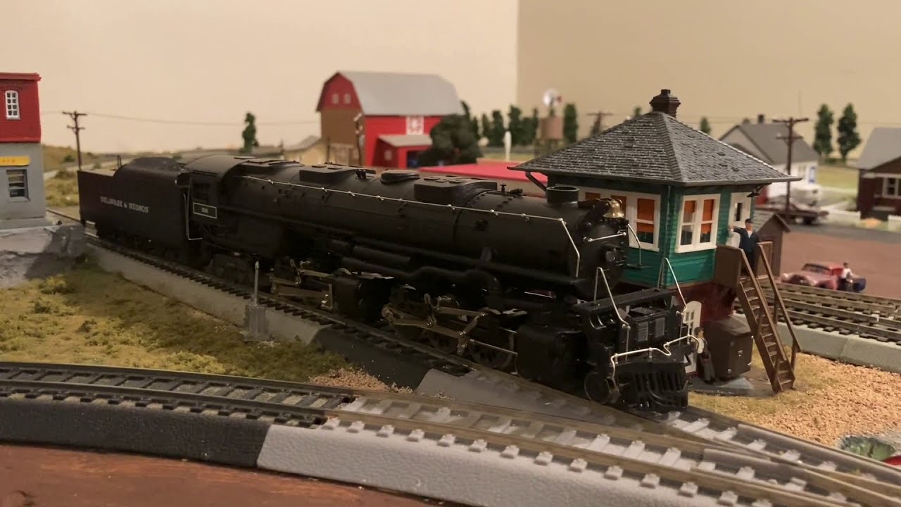 HO Scale AHM Rivarossi 4-6-6-4 