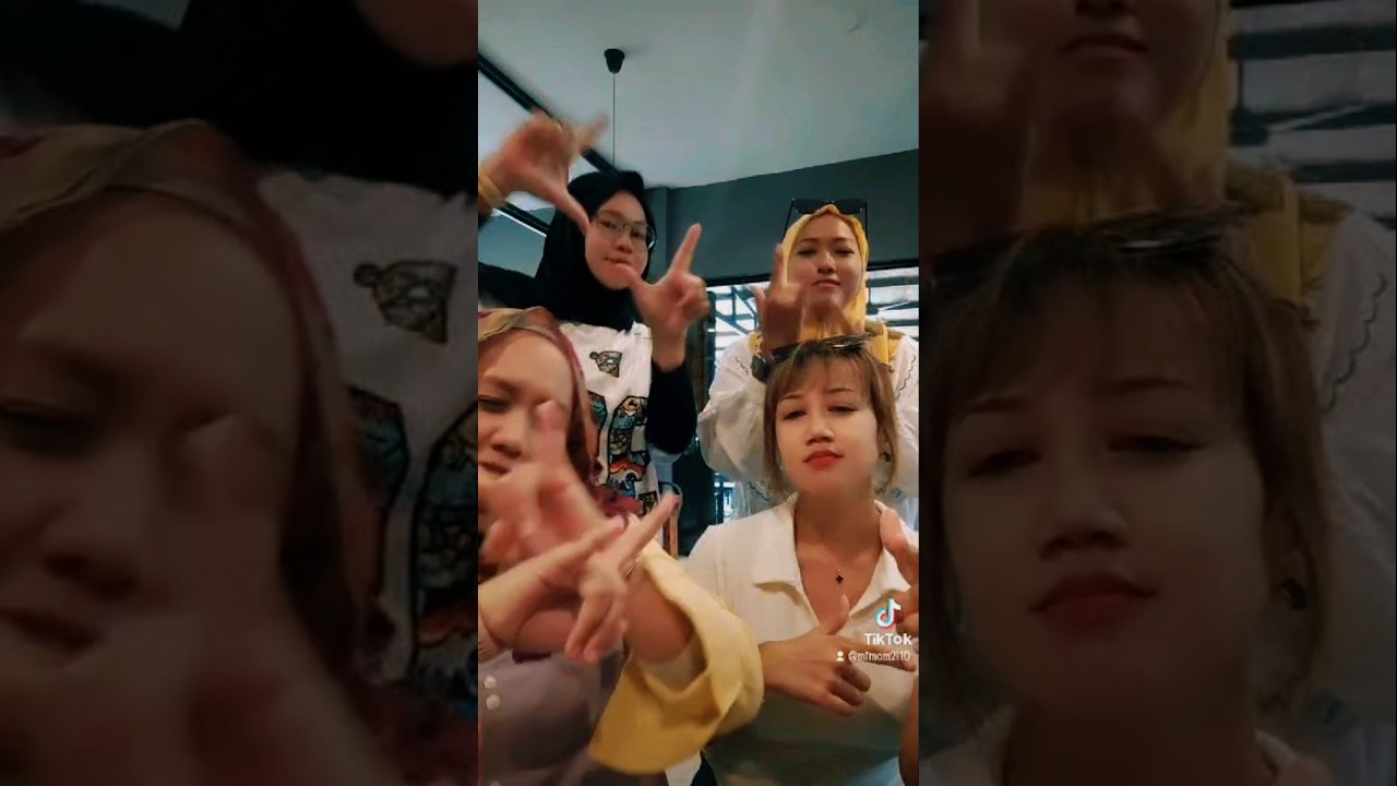 #kuliner #hangout #besties #infokuliner #tiktok #vlog
