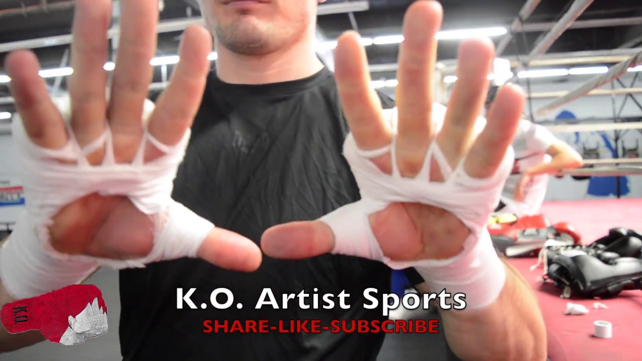 HOW TO WRAP BOXERS HANDS! PROFESSIONAL WRAPPING!