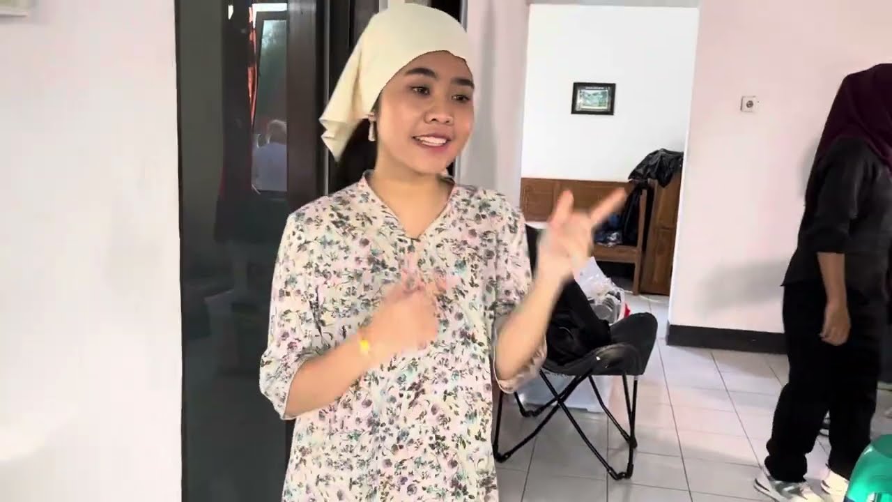 BTS DAY 1 & 2 SOSOK KETIGA LINTRIK