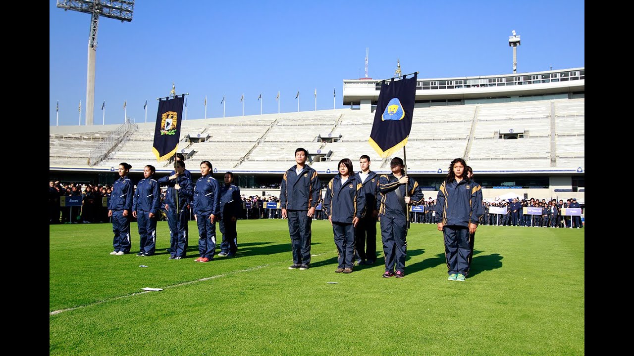Ceremonia de abanderamiento UNAM 2015.