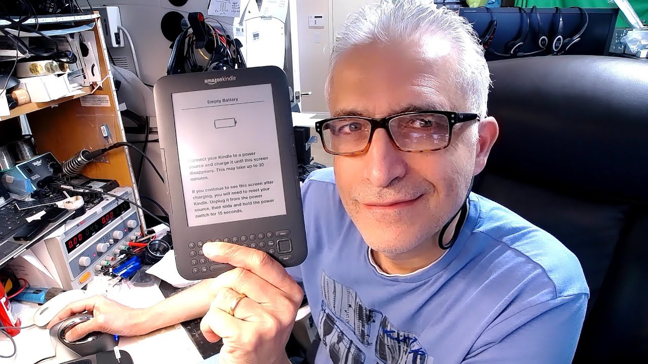 Tutorial on how to replace the battery pack in an Amazon Kindle D00901 Electronic eBook Reader