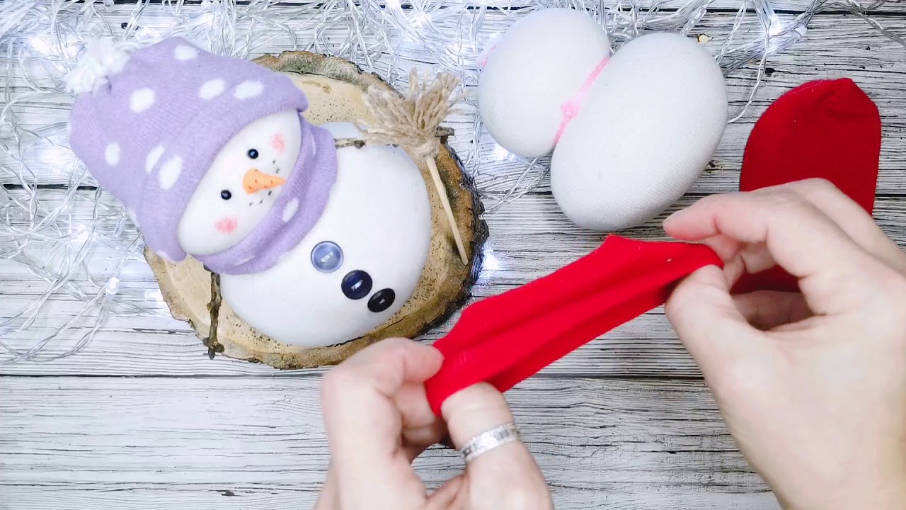 Снеговик из носков