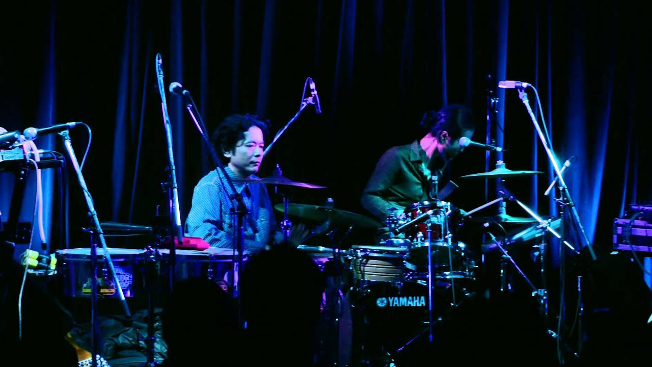 Cro-Magnon Boiler Room Tokyo Live Performance