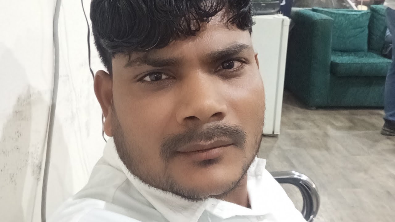 हम लोग अवतारी करके चल रहे हैं अभी चाय ☕😁 पीने रोड पर चाय दुकान पर चलते हैंचाय पीन☕🤣