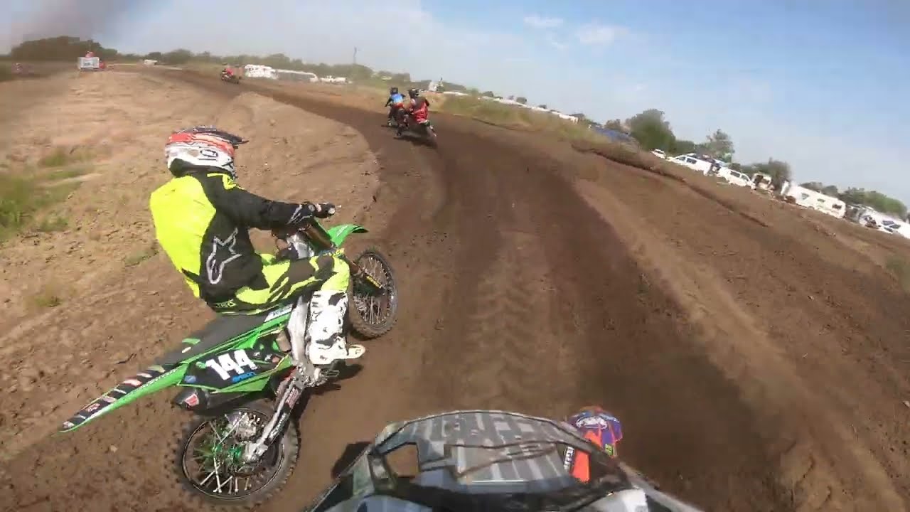 Race 2 at Black Stag mx motocross track (Gale Common) White Rose MXC C1