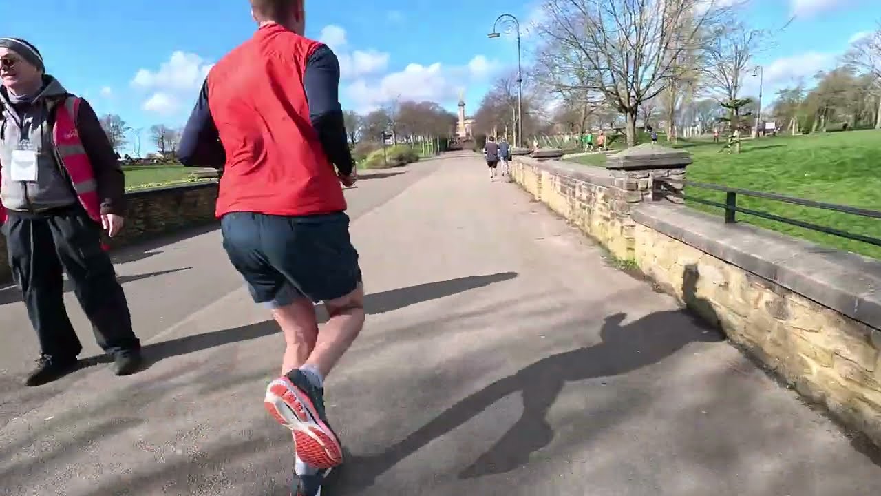 Sub 20 parkrun at age 62 // Huddersfield parkrun 30th March 2024 // Greenhead Park, Huddersfield