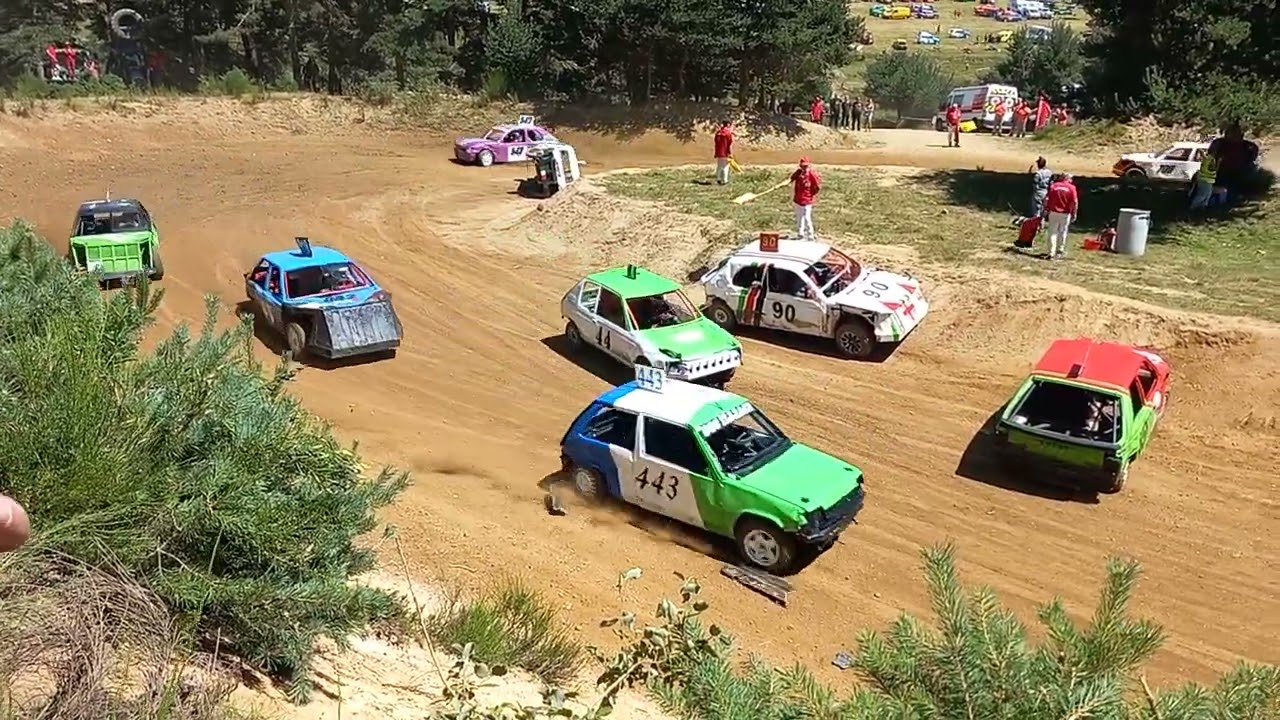 La r11 3 portes ( stock car fenestre 2024)