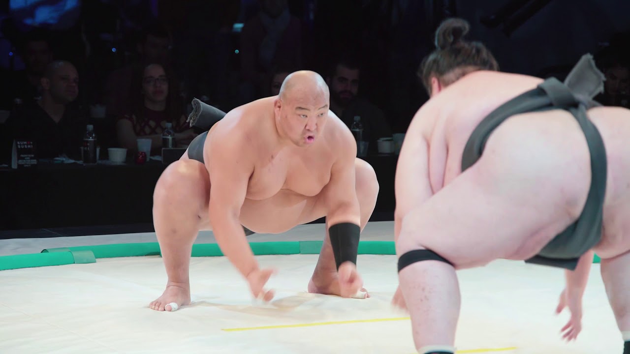 You Can Wrestle a Sumo Champ at Sumo+Sushi