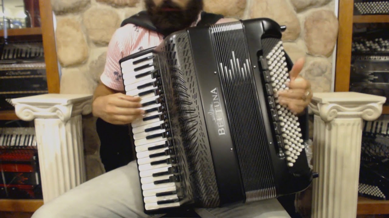 BELTSPIV120FLYBK - Black Beltuna Spirit V Compact Classic Fly Piano Accordion LMMMH 41 120 $16999