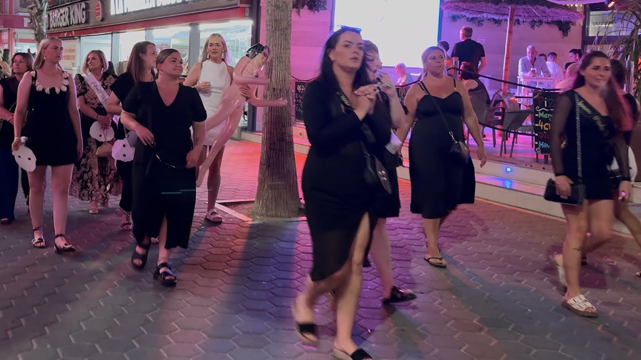 Spain. Benidorm - Levante Beach Bars at Night 2025!