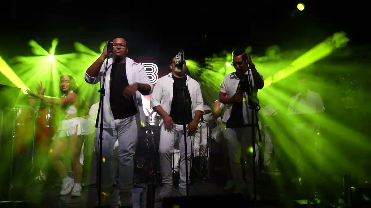 SI TU TE VAS  Eddy Herrera (Mickey Taveras) Betto Martínez Orquesta