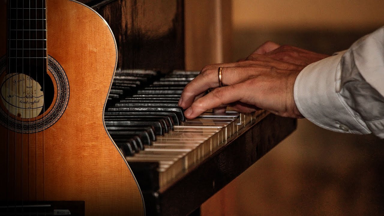 "Harmonia Sagrada: Hinos da CCB ao Som de Órgão e Violão"