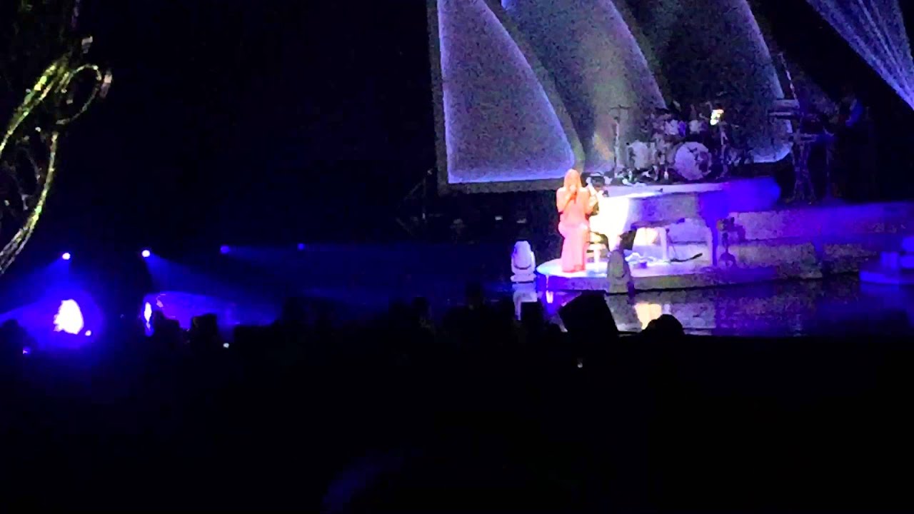 Mariah Carey - Fly like a bird, Circles I wish You Well, Rainbow & Thank God I Found You live Feb 20