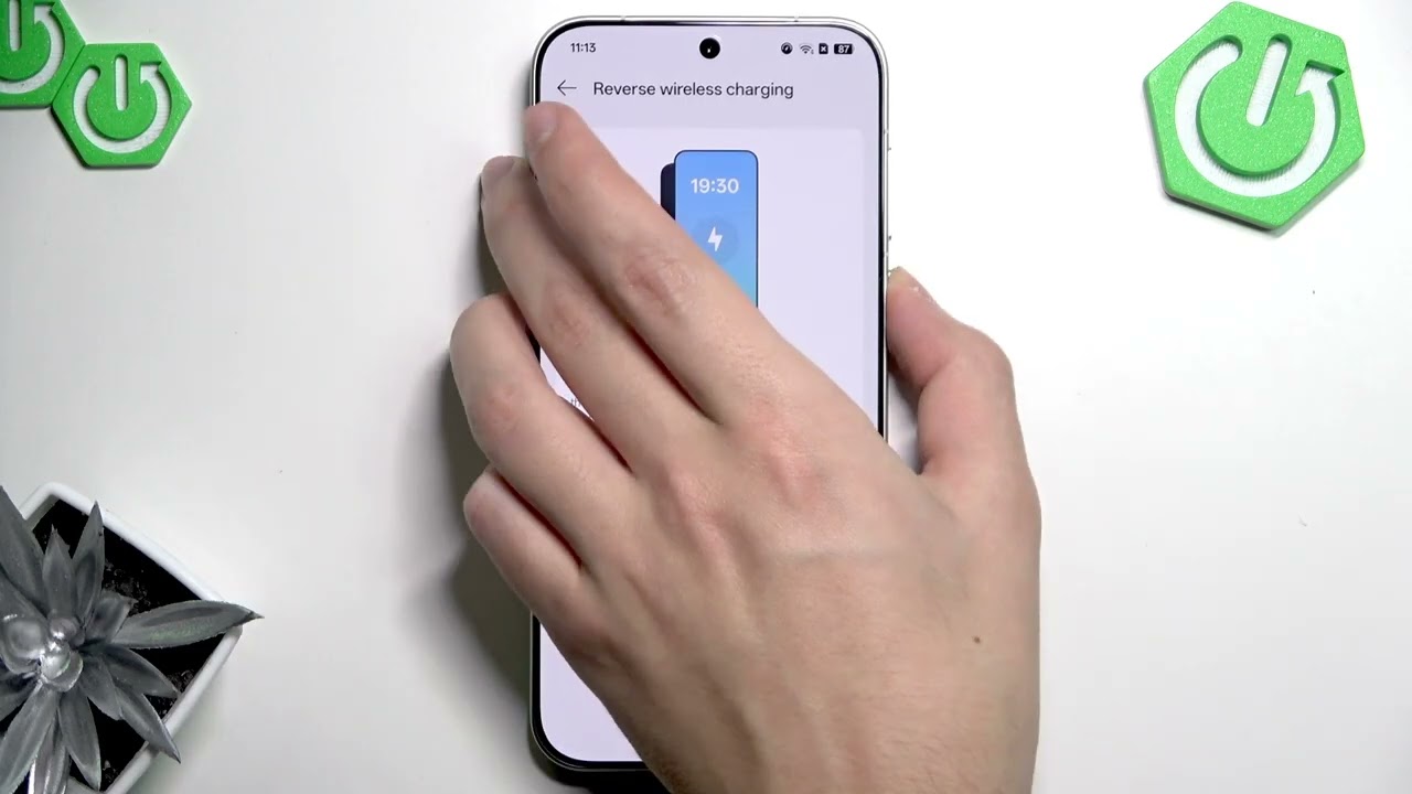OPPO Find X9 Pro &ndash; How to Use Reverse Wireless Charging