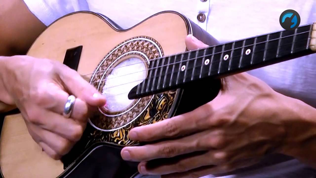 Exercício de palhetadas (como tocar - aula de cavaquinho)