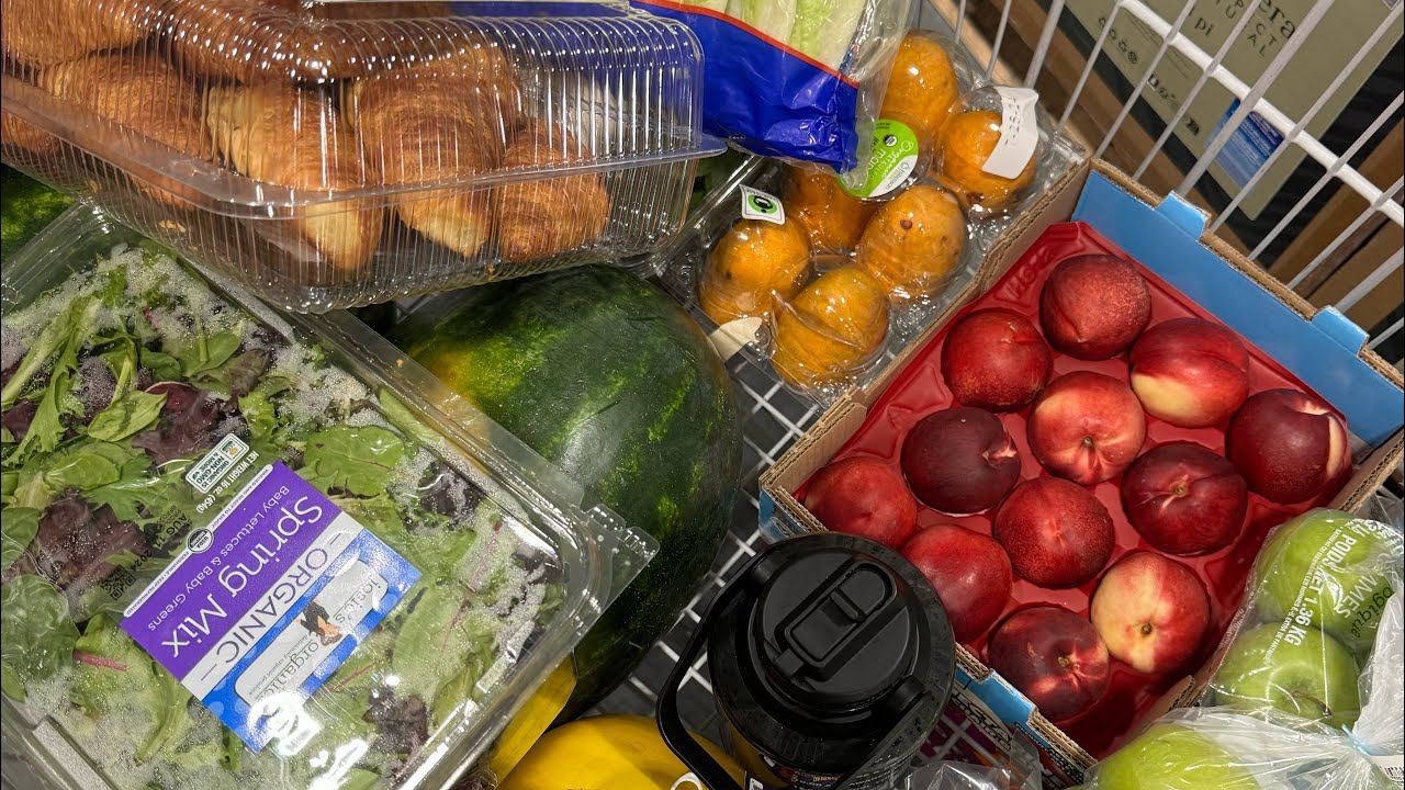 Приходите со мной за сыроедческими веганскими покупками в Costco!