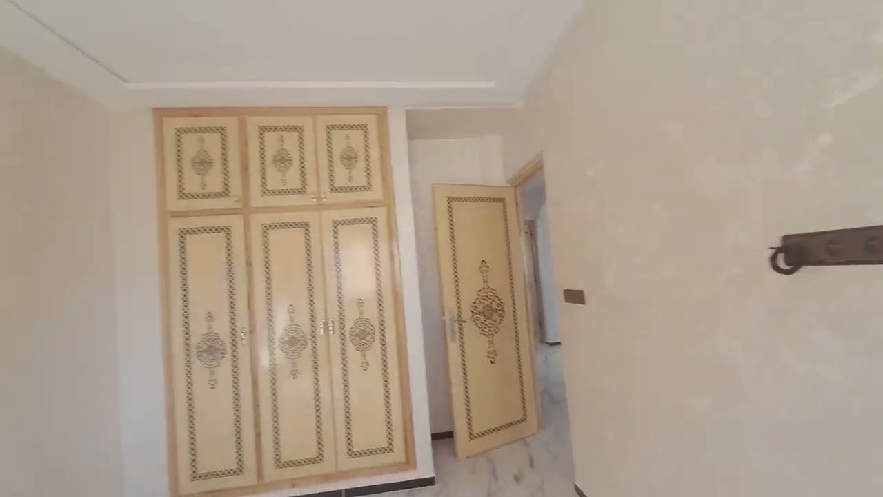 شقة محفظة مع الدعم مدينة صفرو بودرهم ثمن 43 مليون للتواصل 0663356289