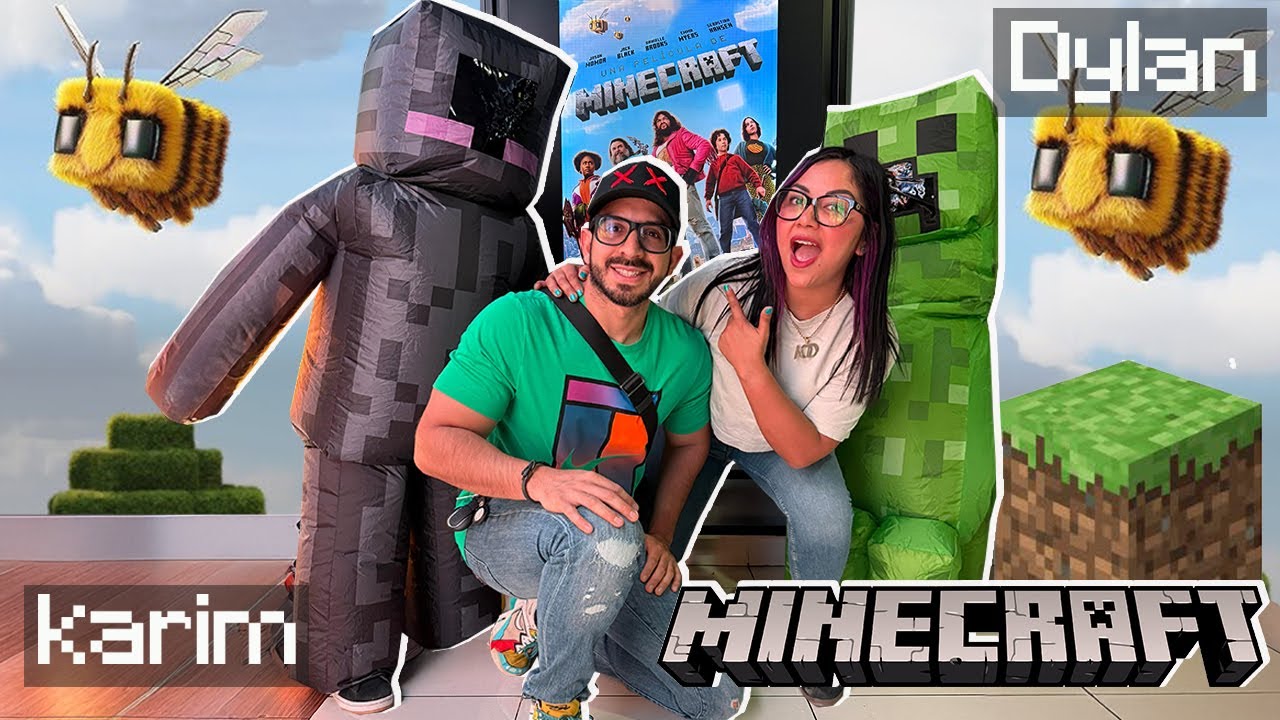 Dia de Cine KARIM y DYLAN se DISFRAZAN de MINECRAFT | Family Juega