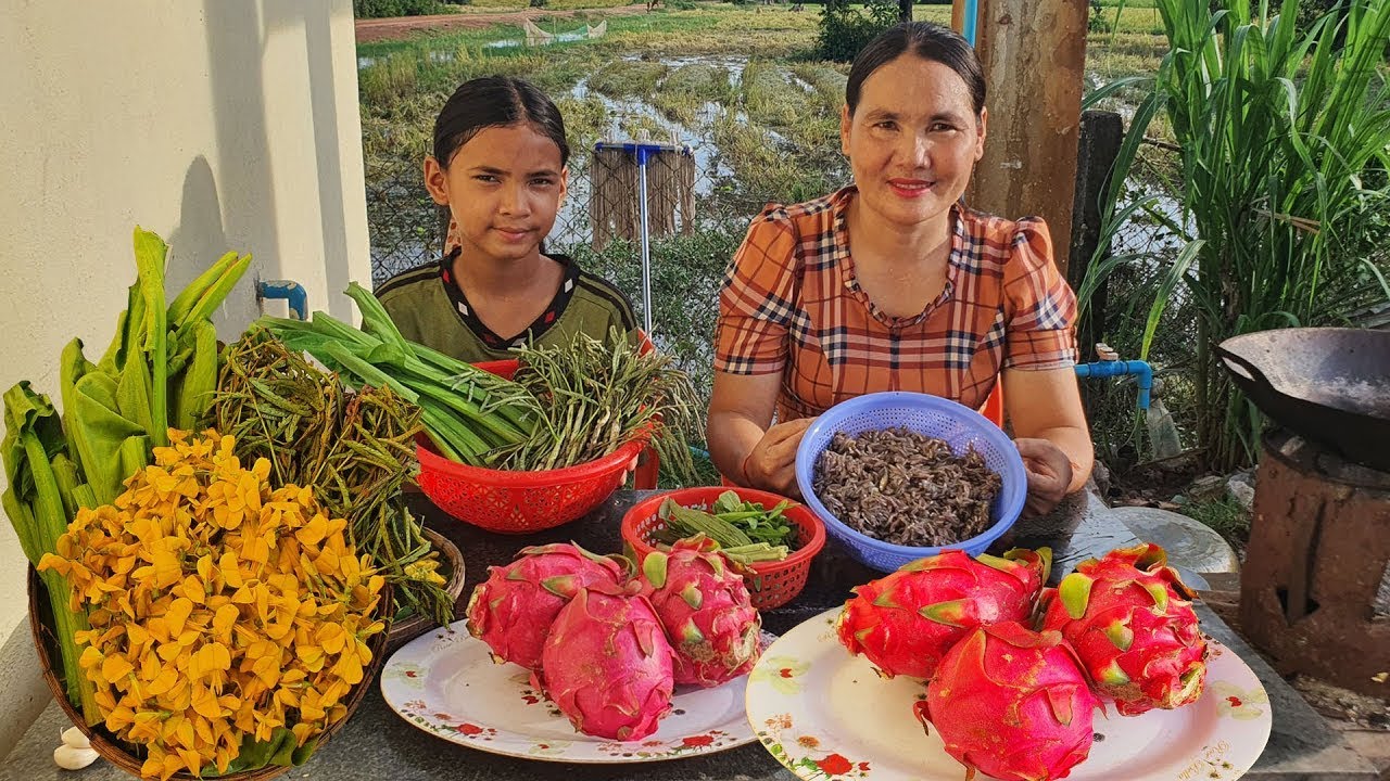Traditional cooking little fish Eating with Natural vegetables | Rural Cooking Life