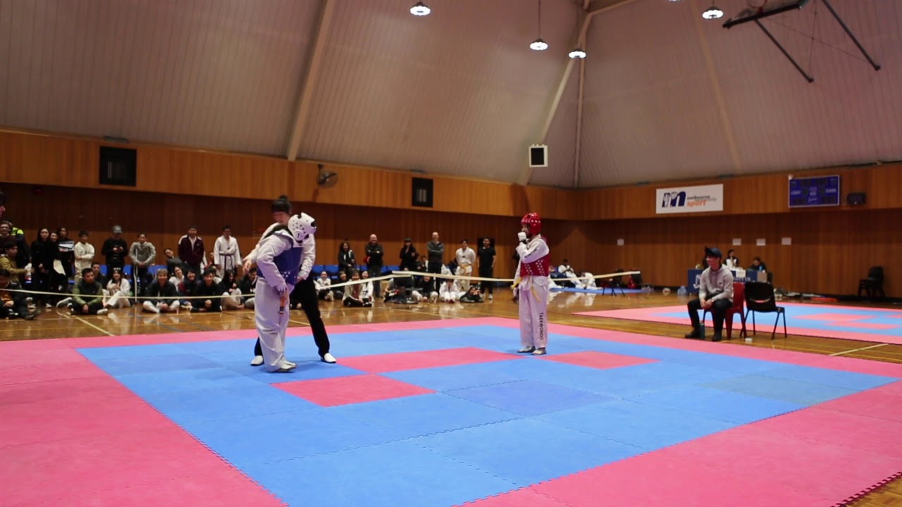 2019 VIUC - Tham Hong Le (LTU) VS Fiona Trieu (MU) - Female Yellow Exhibition Sparring