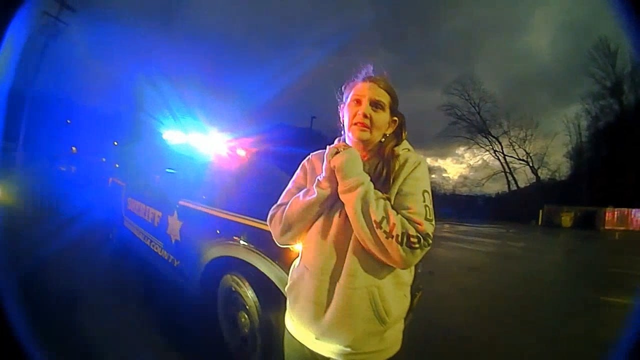 Traffic Stop Turns Nightmare After Girl Gets Busted With Worth of Cocaine