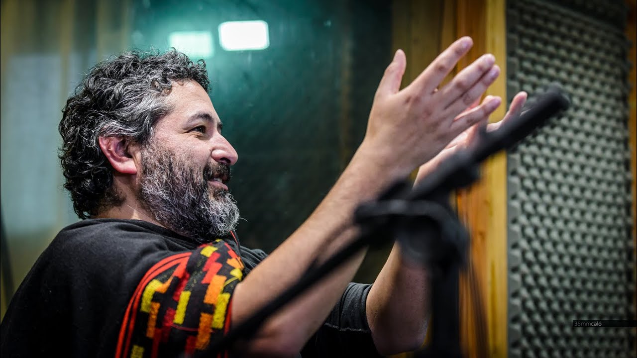 La Vieja y La Humilde por Toby Villa y La Típica del Kosmos