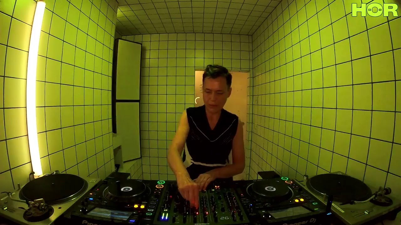 Gradient - Electric Indigo / July 23 / 9pm-10pm