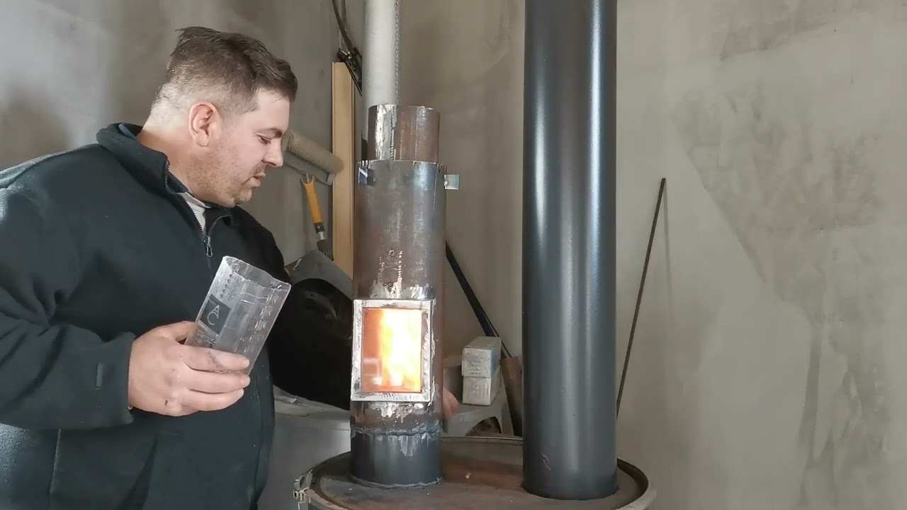 Arzător pentru peleți montat la soba din atelier!