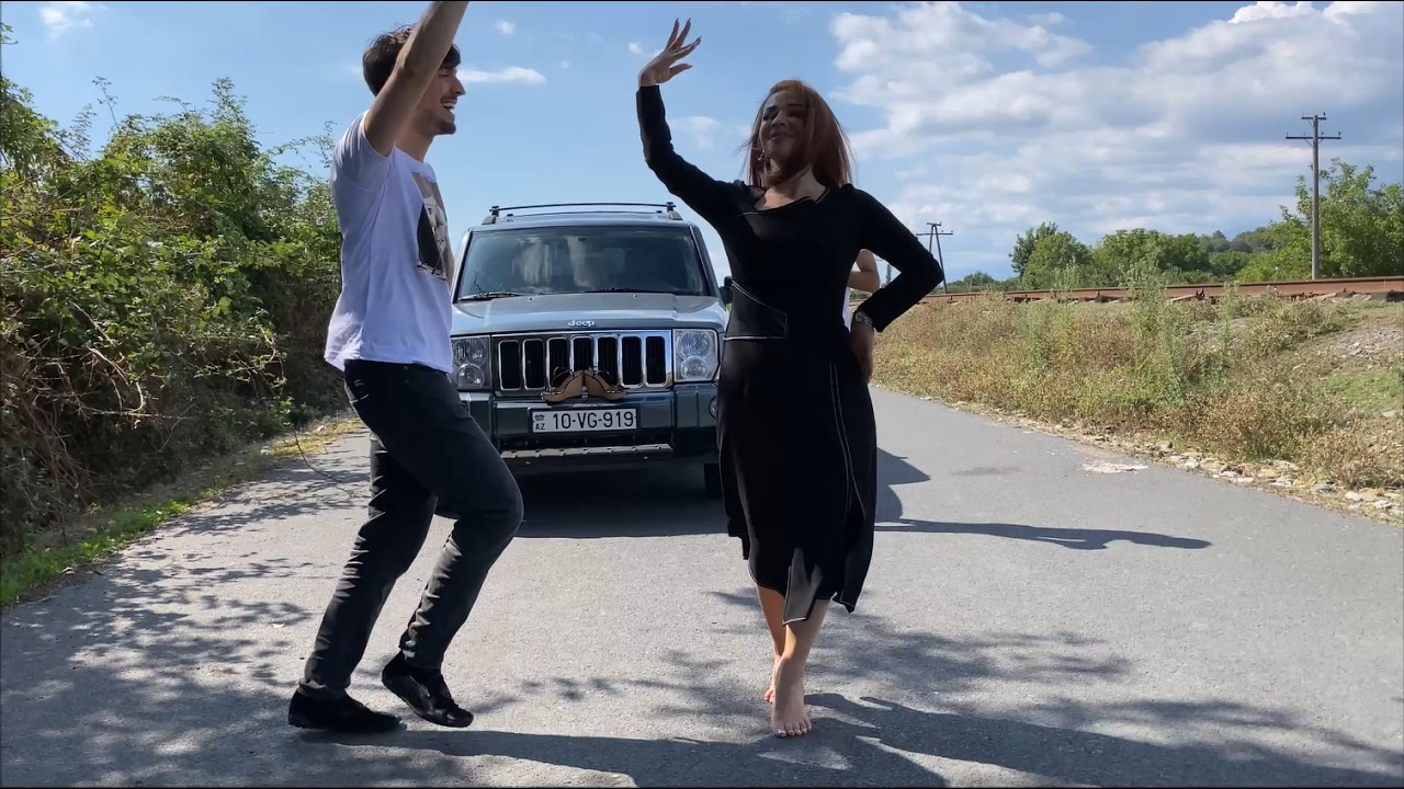 Чародейка Лезгинка 2026 Девушка Танцует С Парнями Красиво Charodeyka Lezginka Remix Dance ALISHKA