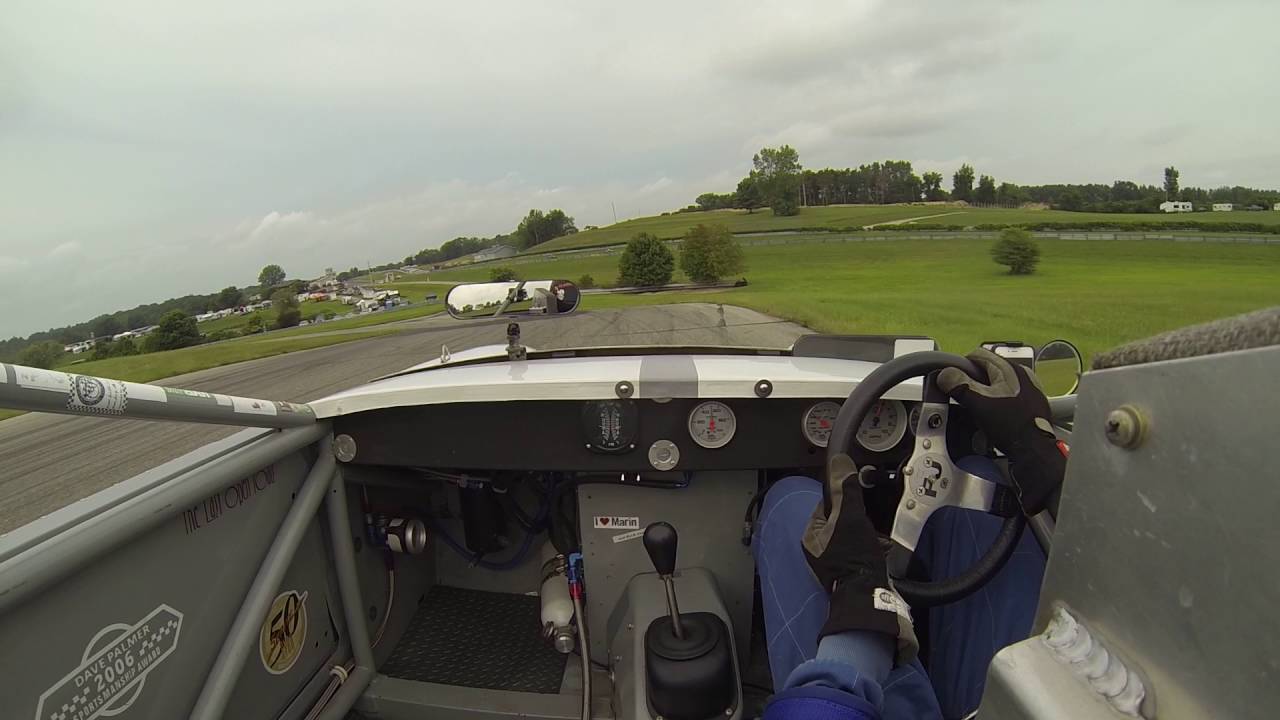 Schmidtbox @ Grattan with VSCDA 2016 Sat. Race #1