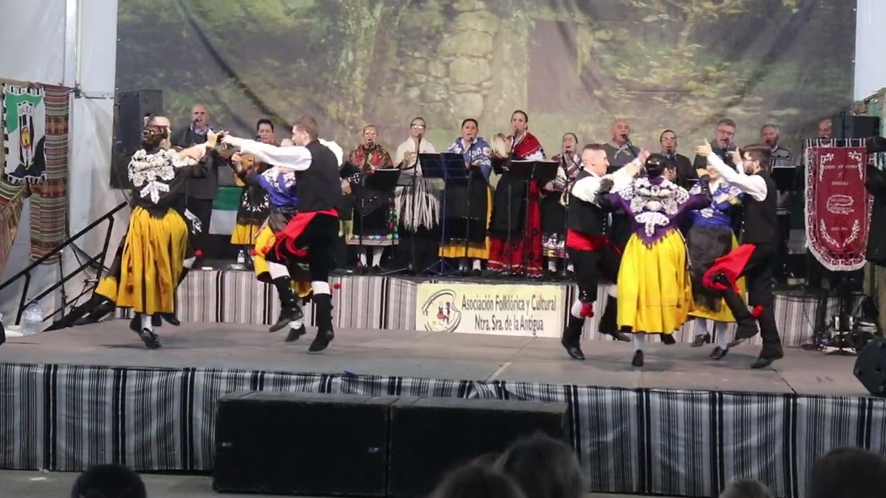 Grupo folklórico Las Llares: 