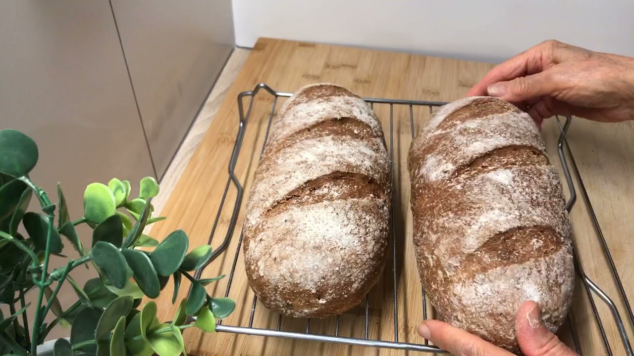 Pain au sarrasin et farine complète