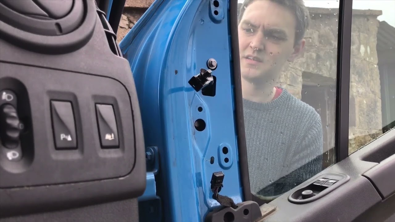 Renault Master wing Mirror Replacement