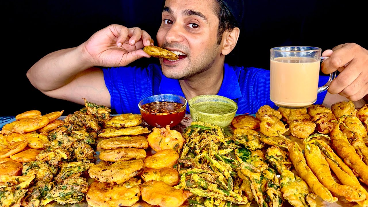 Eating Bhindi Pakoda, Palak Pakoda, Gobhi Pakoda, Mirchi Pakoda, Baingan Pakoda, Aloo Pakoda | ASMR