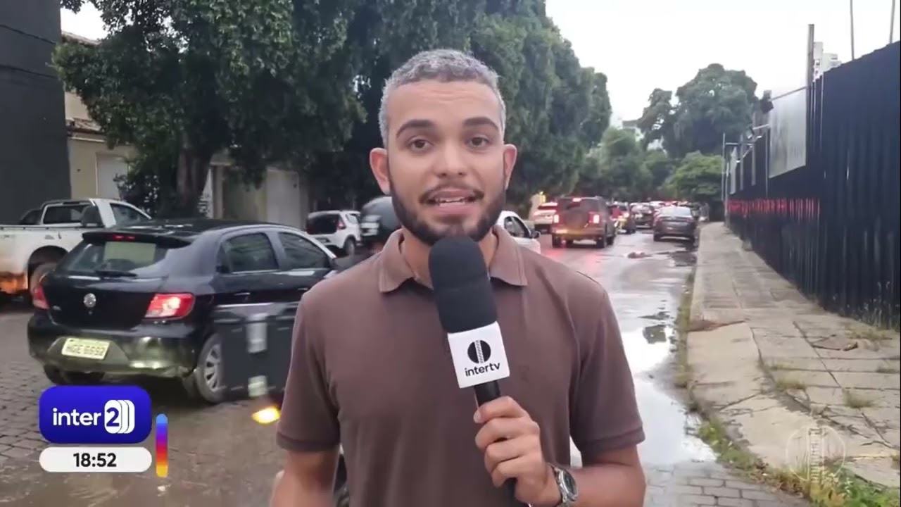 Reportagem sobre lentidão no trânsito em Governador Valadares - INTER 2￼