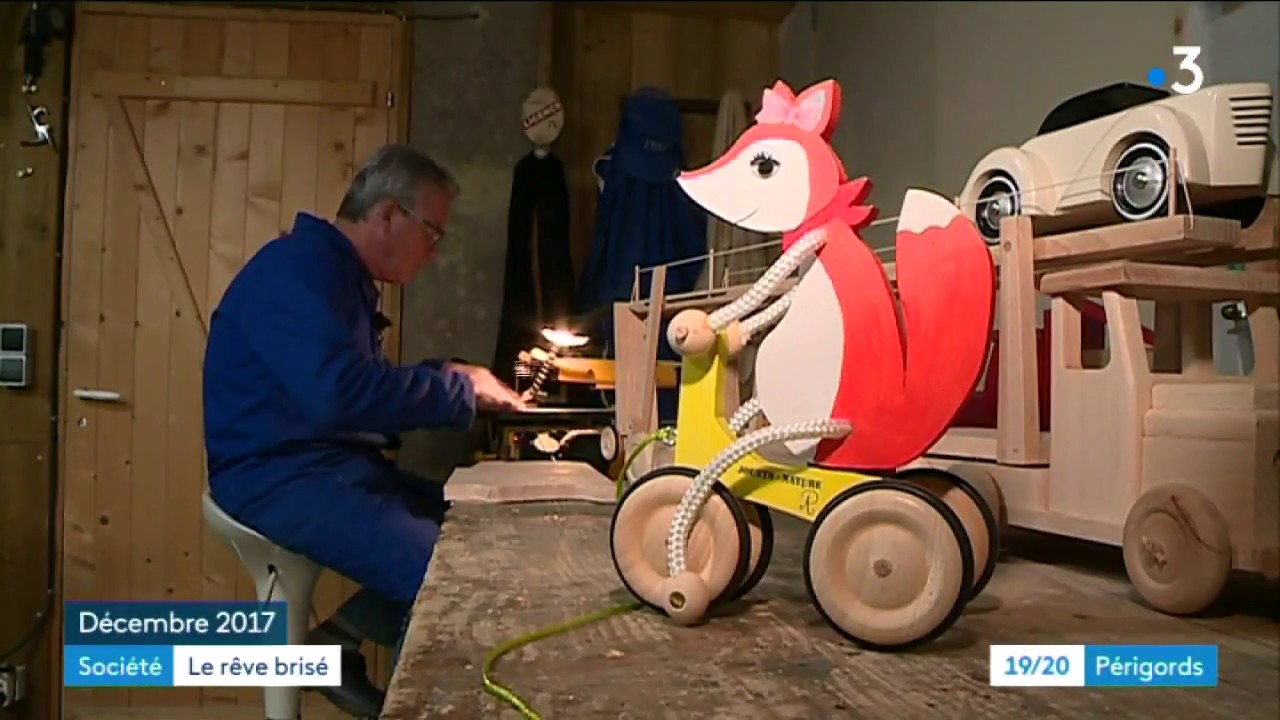 A St Geyrac, Patrice doit abandonner ses jouets en bois