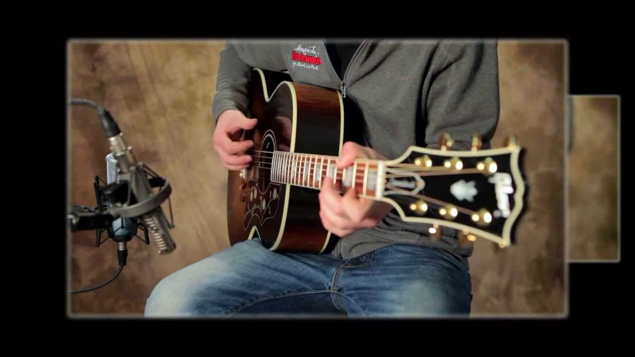 Gibson J-200 Vs Taylor 618
