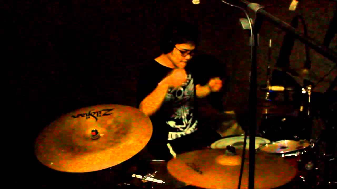 Ibnu Sina Drumming Sharp Stone (First Song Ever)