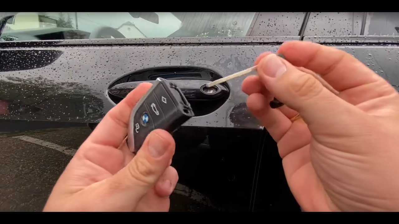 Fahrzeugt&uuml;ren BMW 1er Serie manuell entriegeln und verriegeln (ab- und aufschliessen) Anleitung