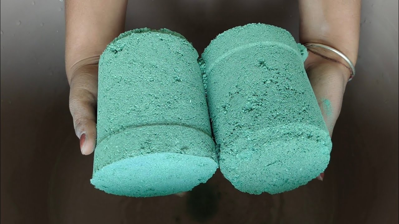 New Grainy gritty Green Cement Crispy Crunchy Crumbling in water 💦#oddlysatisfying 