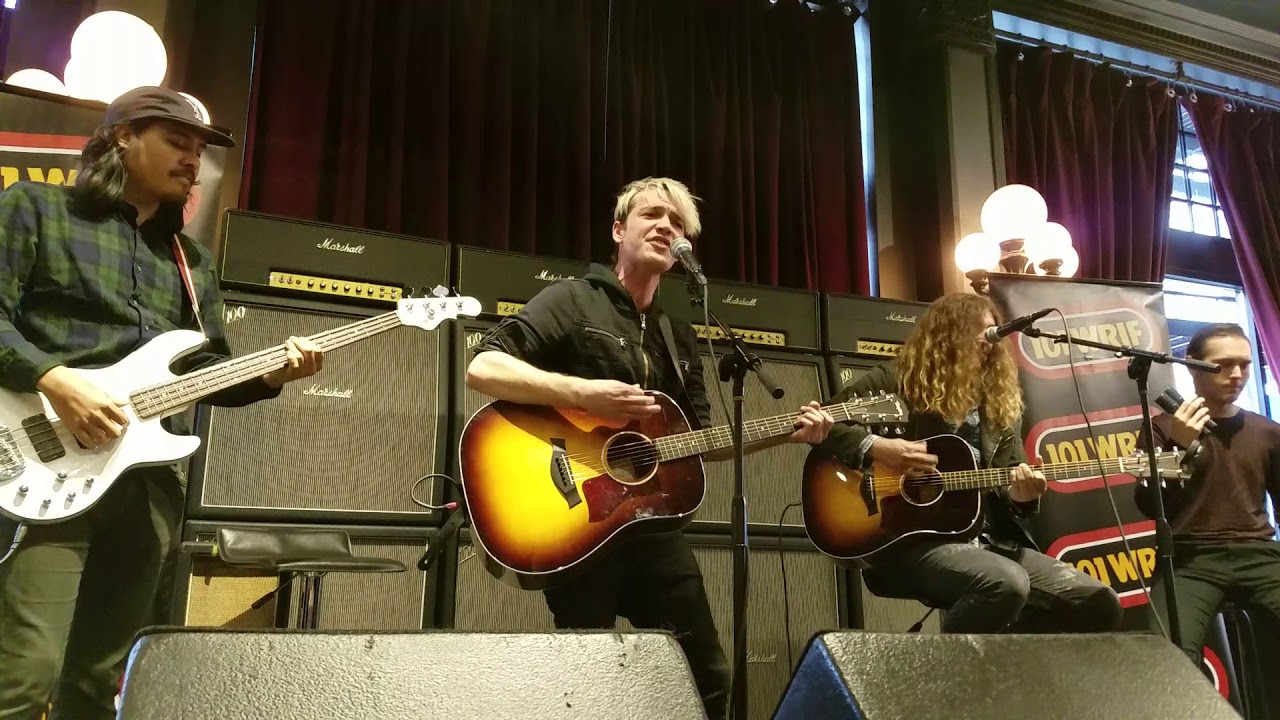 Ghost(acoustic) - Badflower